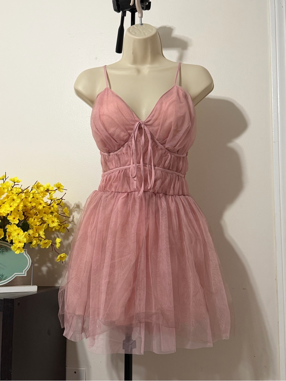 Pink Tulle Spaghetti Strap Mini Dressed brand new dress